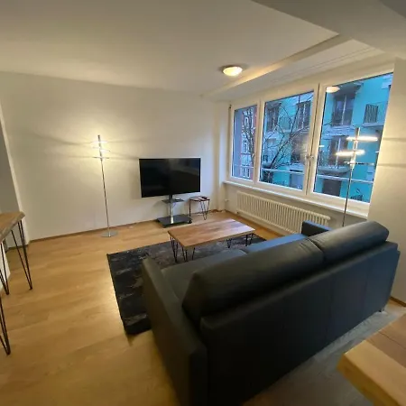 Amazing 1br Flat In The Centre - West 8 Апартаменти